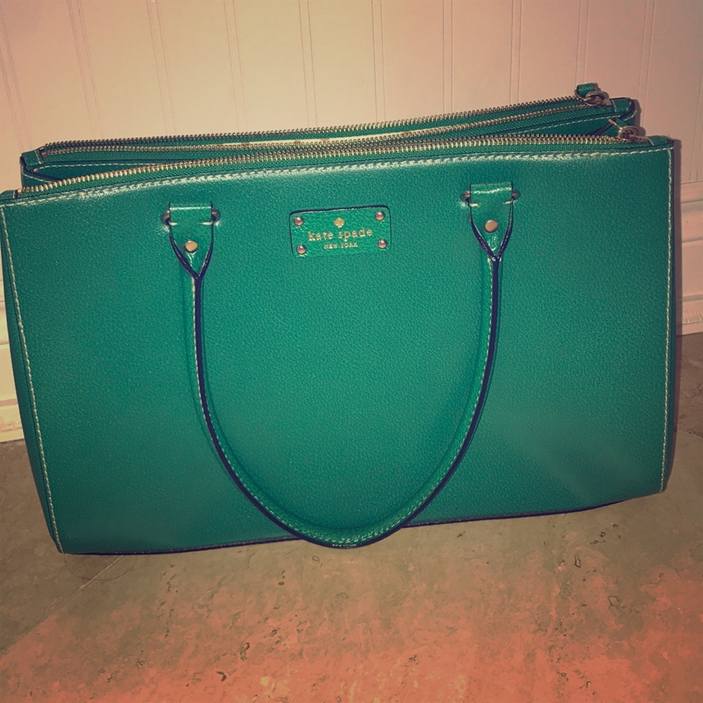 Beautiful green kate spade shoulder bag